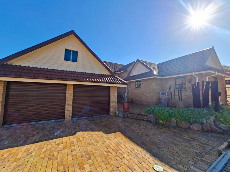 3 Bedroom Property for Sale in Dolphin Creek Golf Estate Western Cape